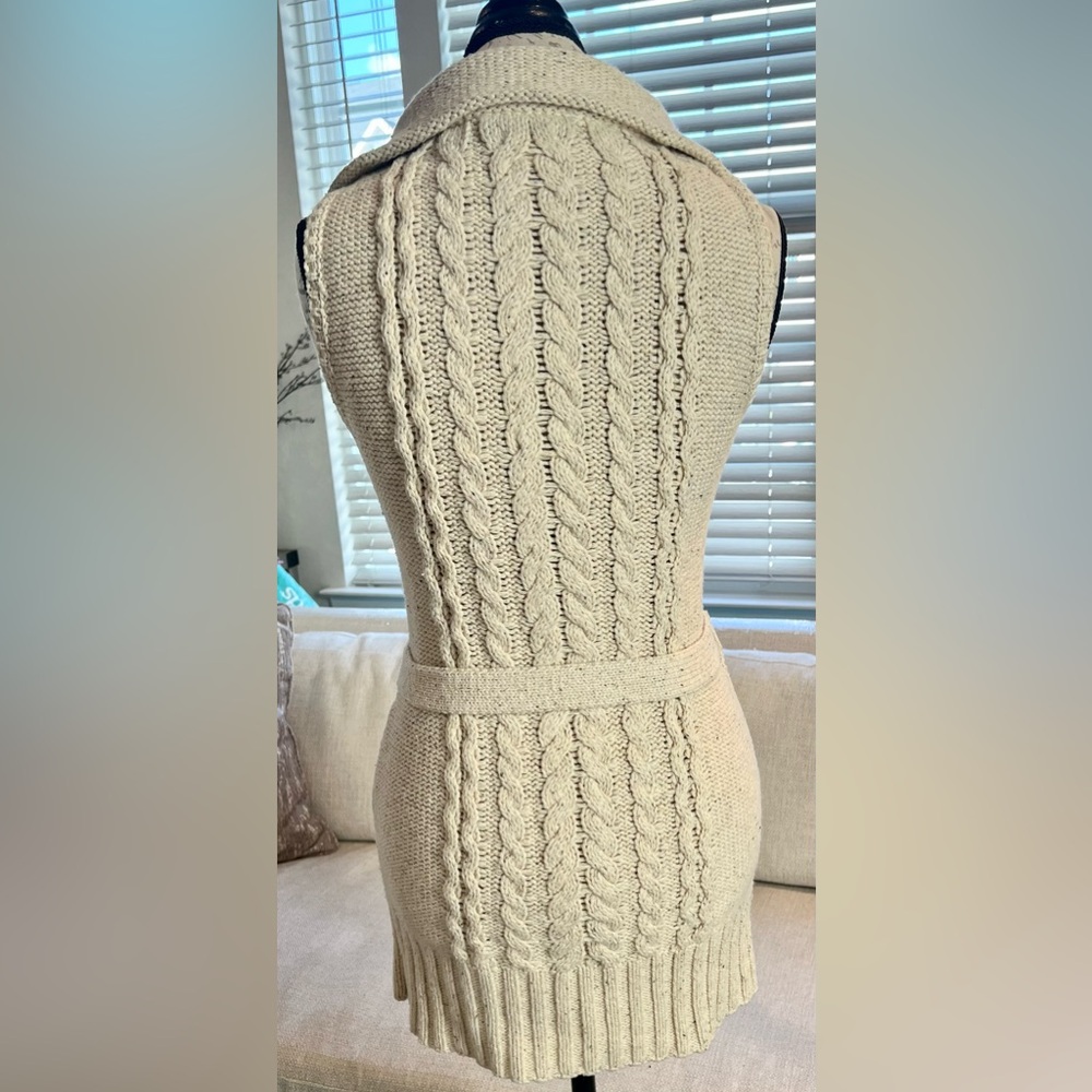 Ann Taylor LOFT Petite (medium) XXSP Cable Knit Mid Length Vest Cotton Wool - Picture 3 of 12